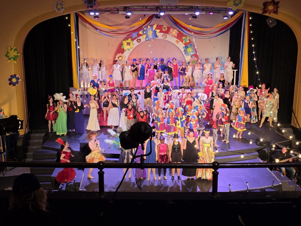 Scene from "Cabaret 43: Dancing in the street!"